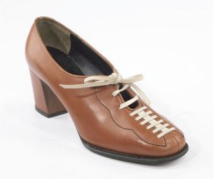 Levine, Beth. Kick Off, ca 1965. Leather upper, cuban heel with a welt sole, Size 5B. Part of the Brooklyn Museum Costume Collection at the Metropolitan Museum of Art.