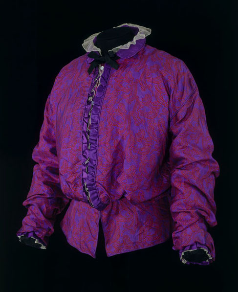 Wimmer, Eduard and Ugo Zovetti. Blouse, ca. 1914. Silk satin lined with cotton and trimmed with net. Accession number T.47-2004 at The Victoria and Albert Museum.