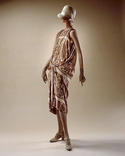 Wiener Werkstätte. Dress, 1924. Slik, print probably by Josef Hoffmann. Accession number 1982.52 at The Metropolitan Museum of Art. 