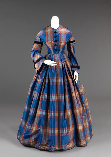 Afternoon dress, ca. 1855. The Metropolitan Museum of Art. 